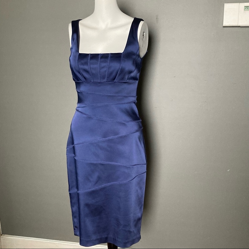 Jax‎ Navy satin banded cocktail dress size 4